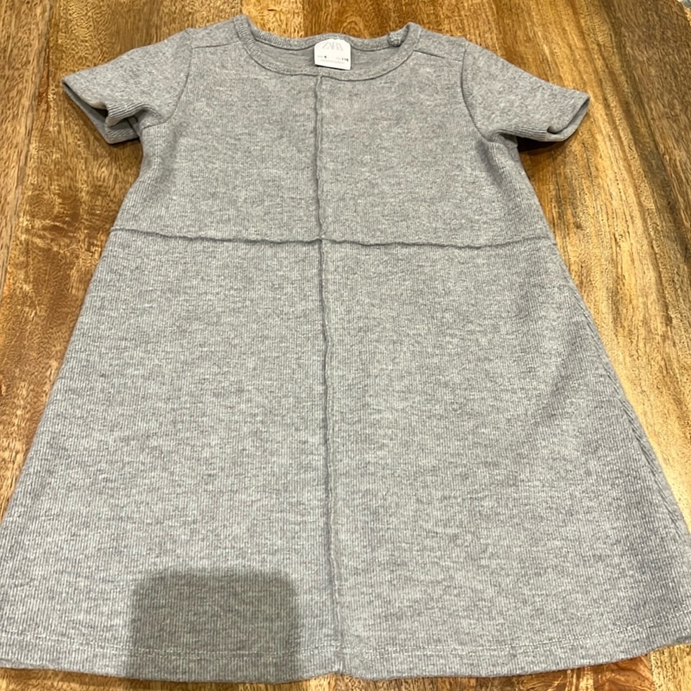 Zara Girl BEAUTIFUL dress